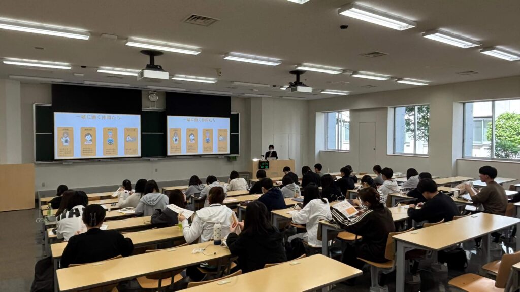 岩手医科大学で講義をする盛岡の訪問薬剤師・加畑智聡